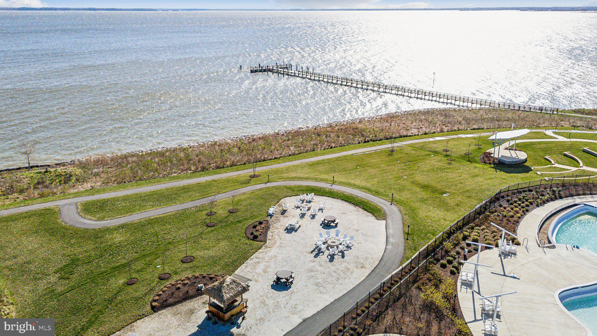 FOUR SEASONS AT KENT ISLAND - Residential