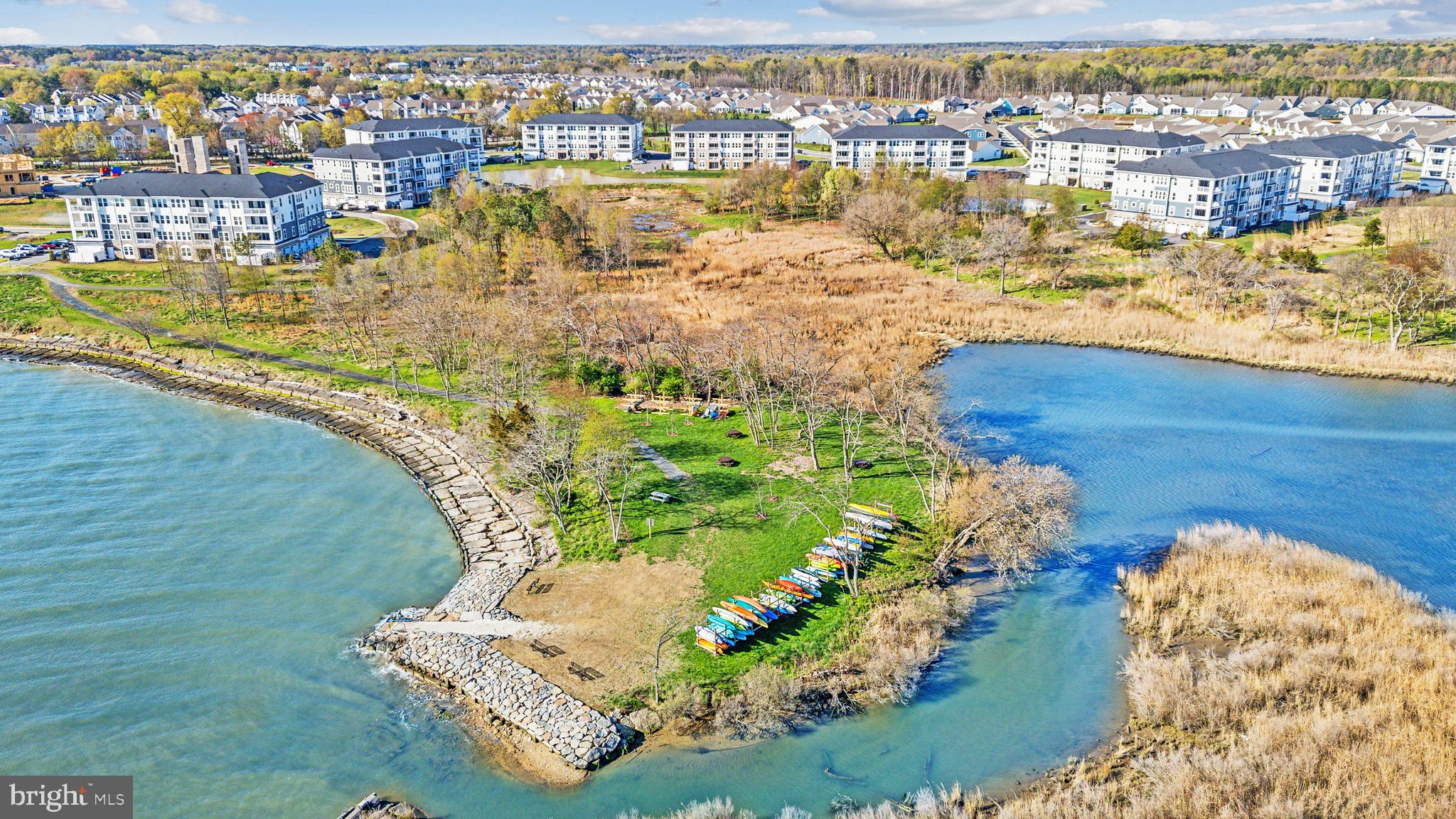 FOUR SEASONS AT KENT ISLAND - Residential