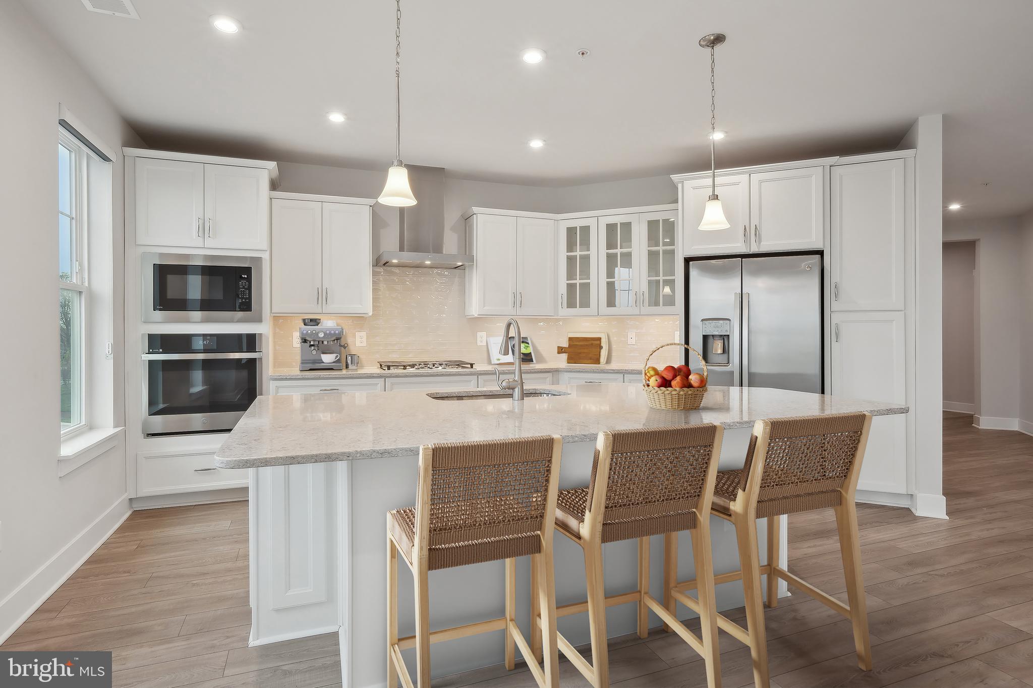 FOUR SEASONS AT KENT ISLAND - Residential