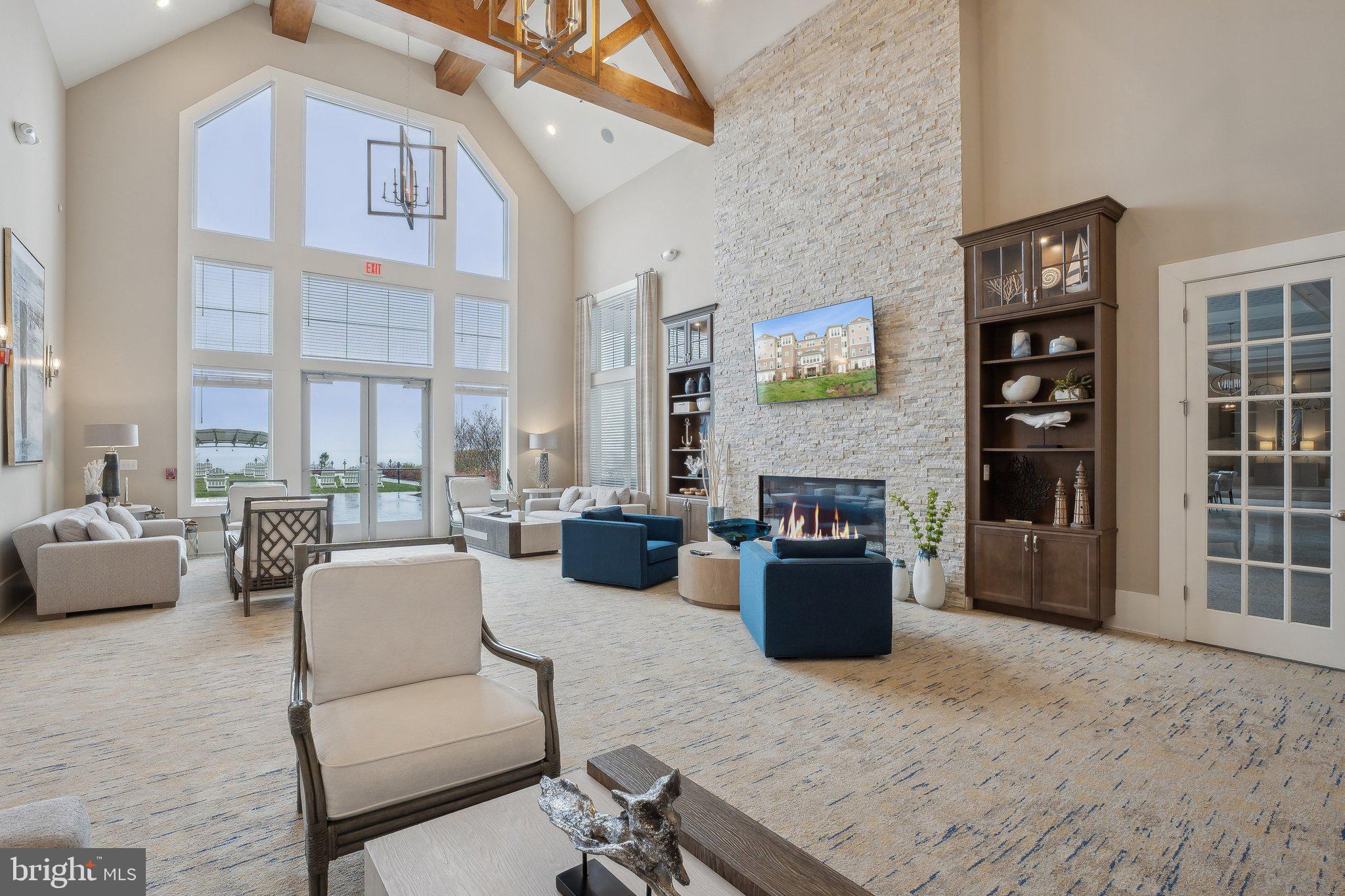 FOUR SEASONS AT KENT ISLAND - Residential