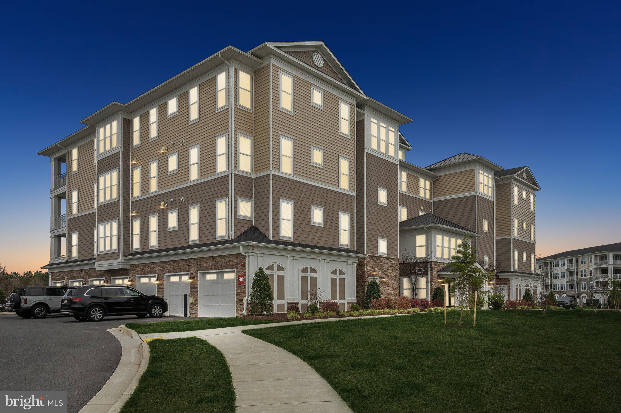 FOUR SEASONS AT KENT ISLAND - Residential