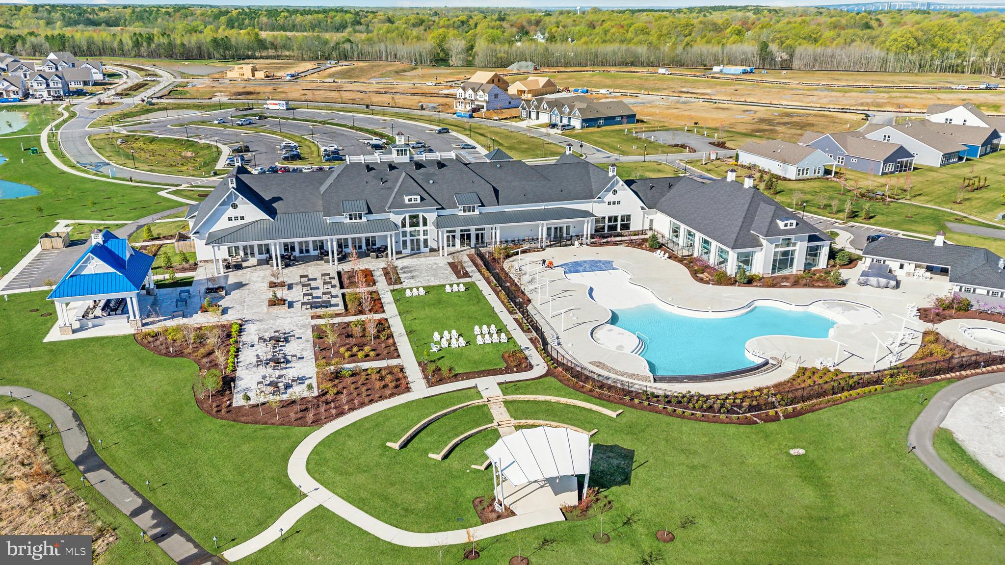 FOUR SEASONS AT KENT ISLAND - Residential