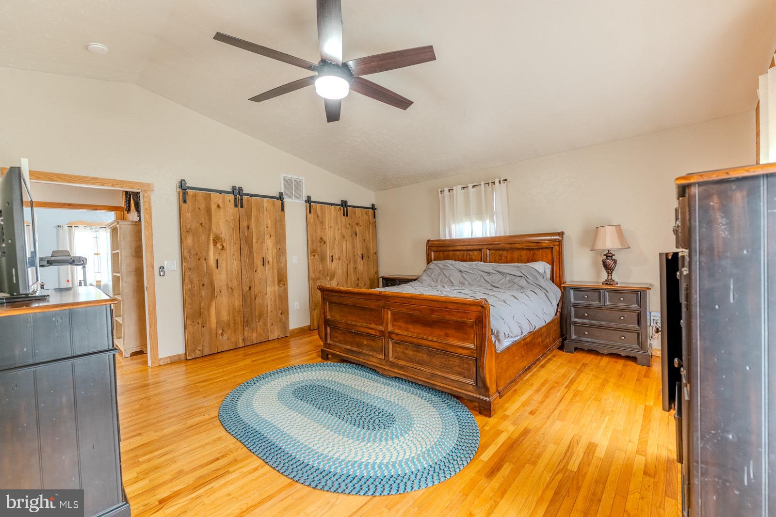 BUFFALO ACRES - Residential