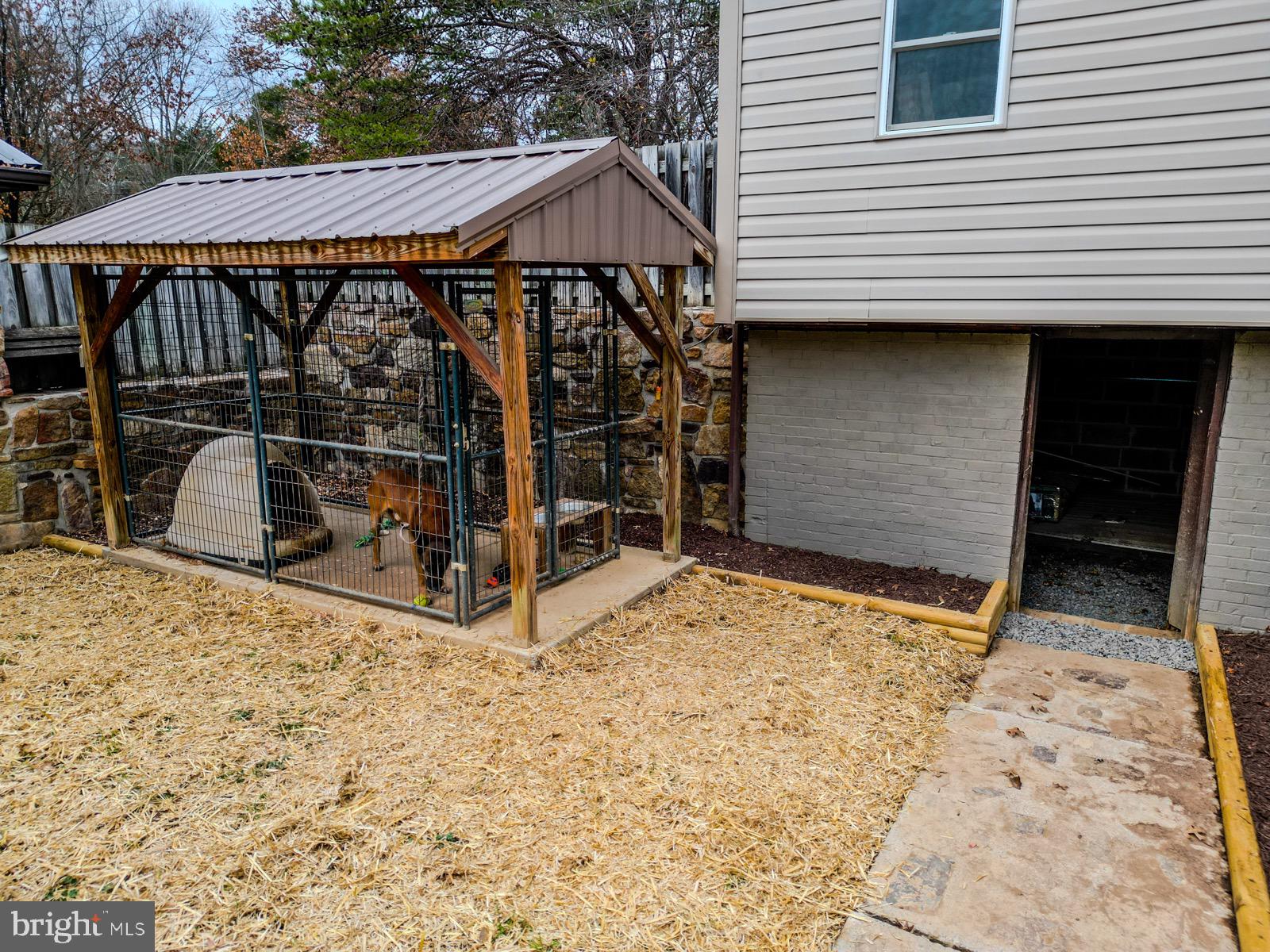 BUFFALO ACRES - Residential