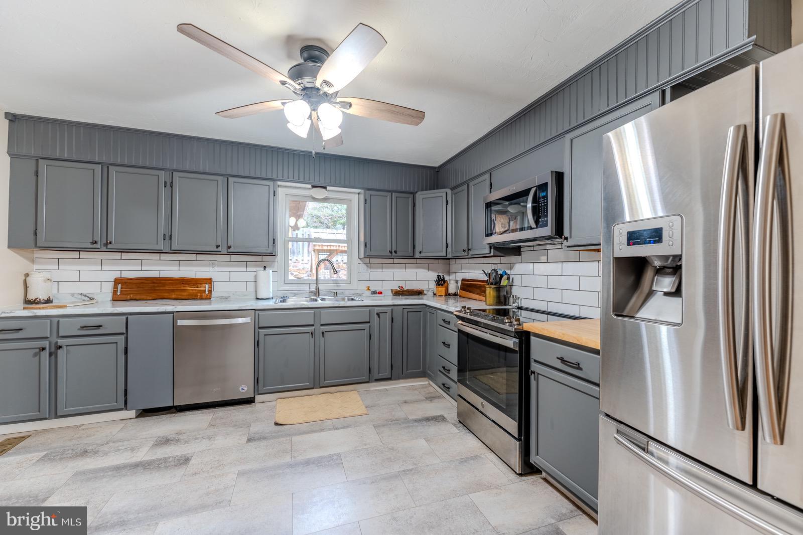 BUFFALO ACRES - Residential