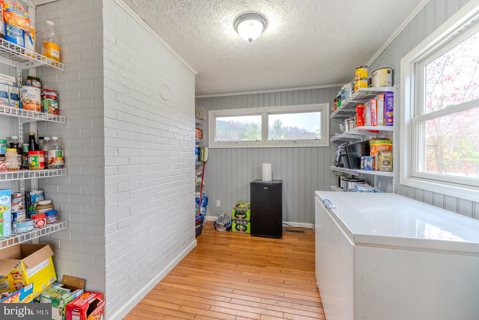 BUFFALO ACRES - Residential