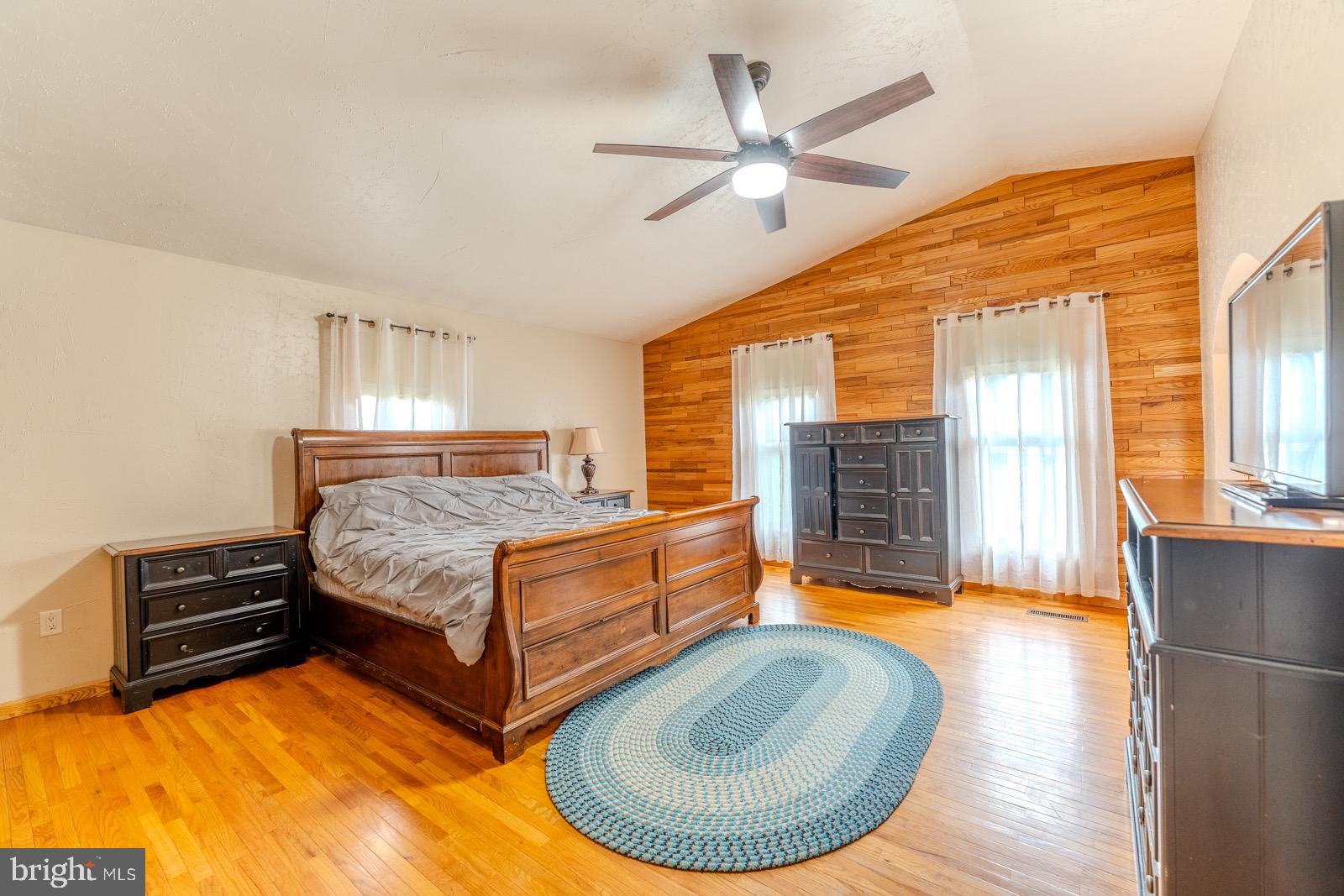 BUFFALO ACRES - Residential