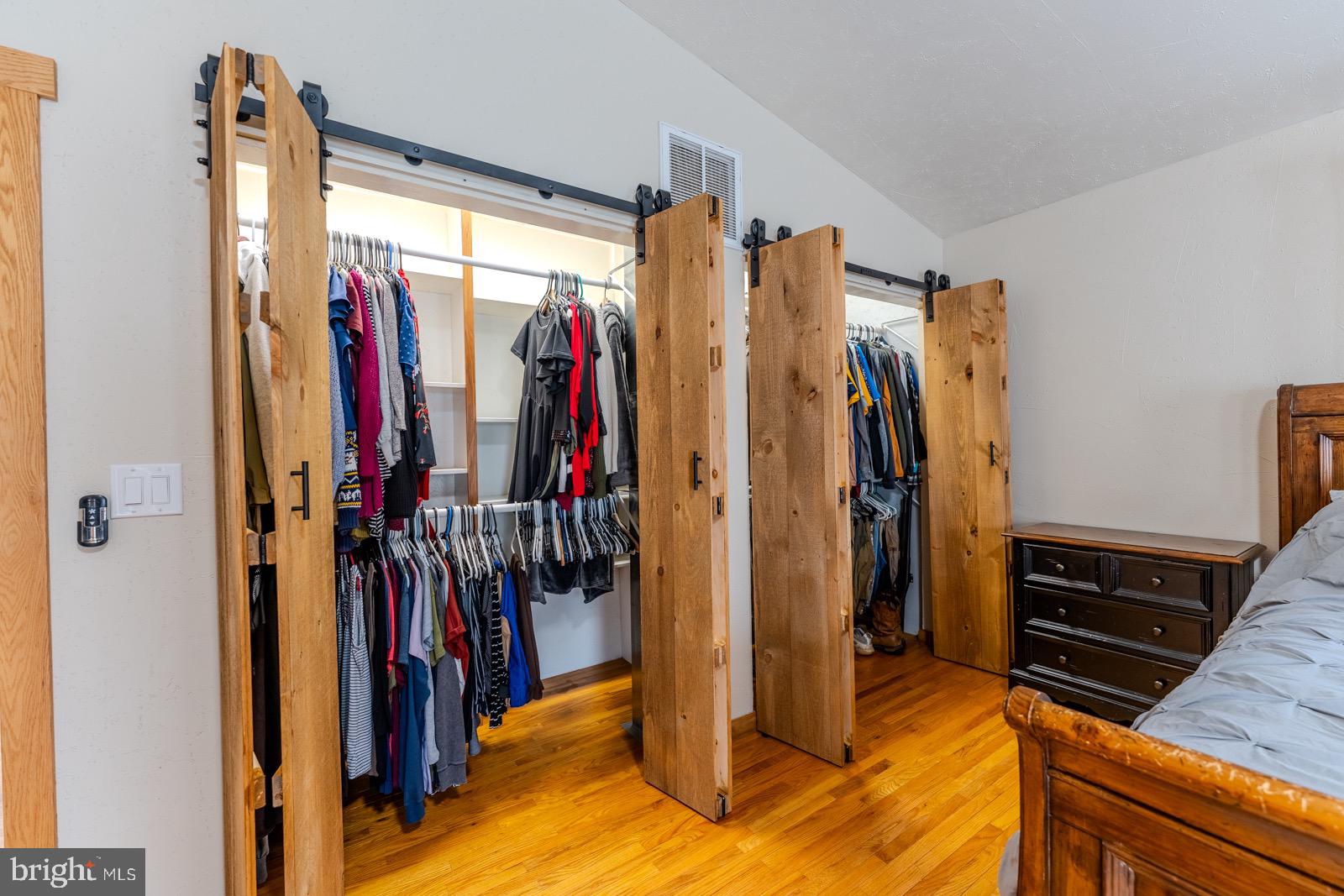 BUFFALO ACRES - Residential