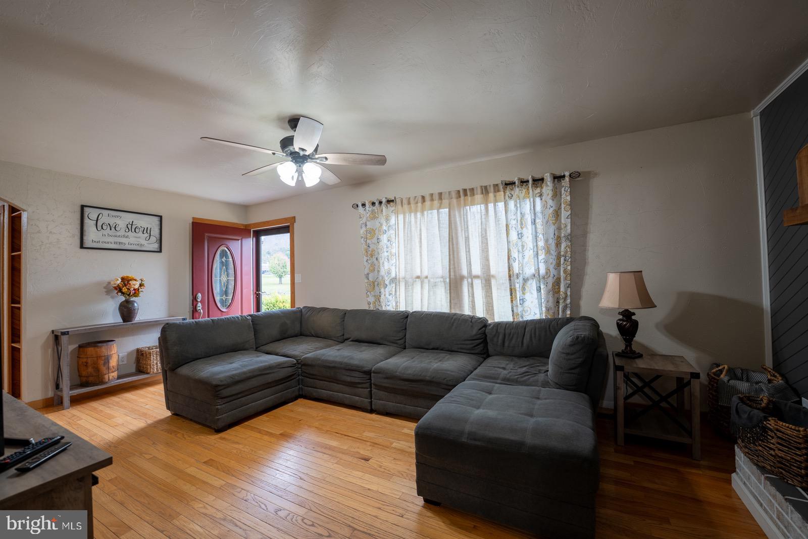 BUFFALO ACRES - Residential