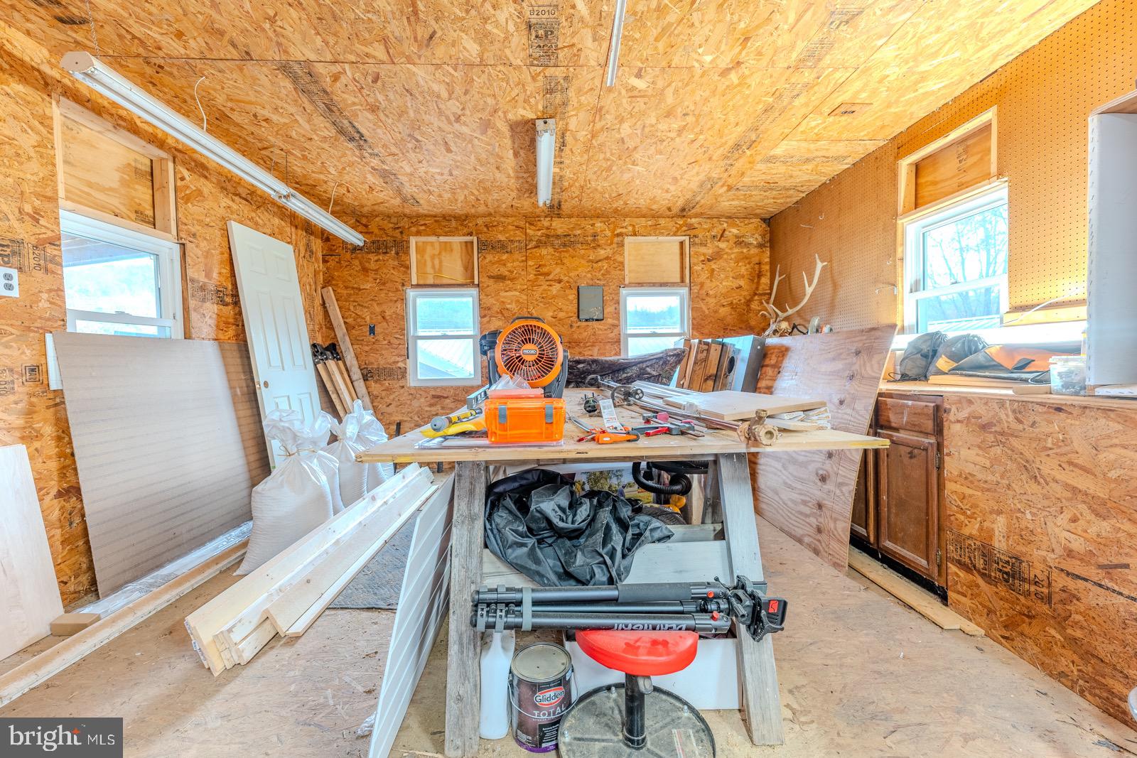 BUFFALO ACRES - Residential