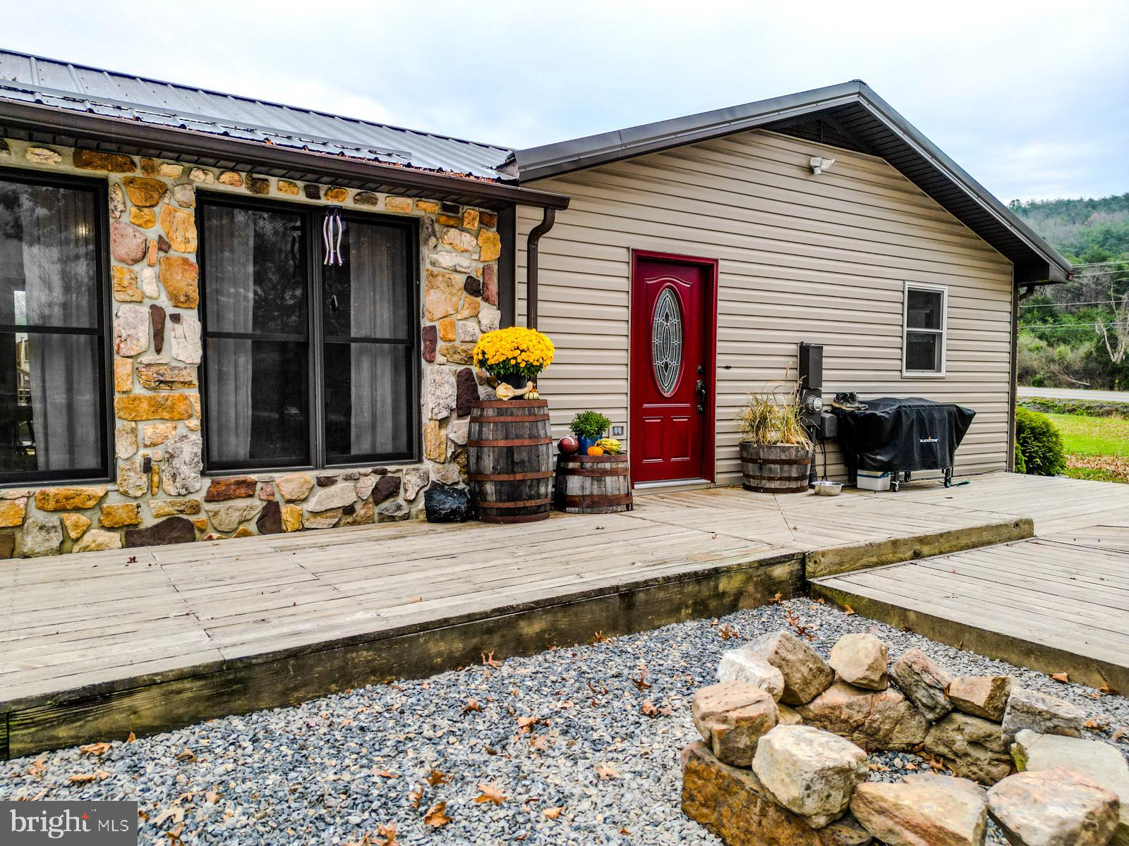 BUFFALO ACRES - Residential