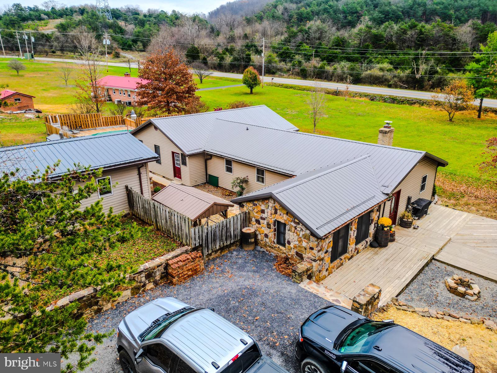 BUFFALO ACRES - Residential