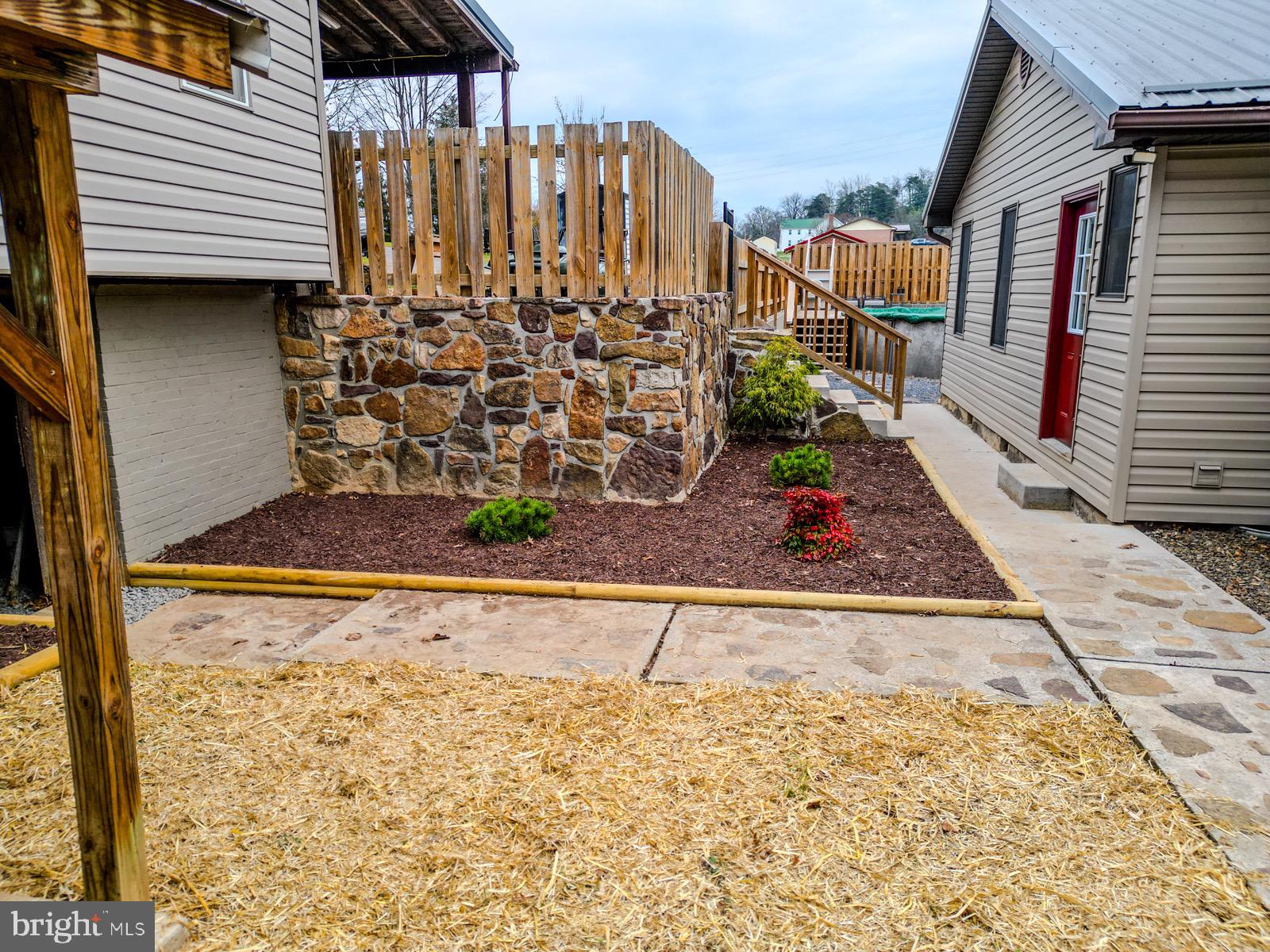 BUFFALO ACRES - Residential