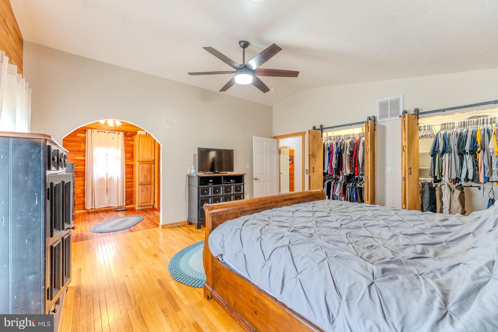 BUFFALO ACRES - Residential