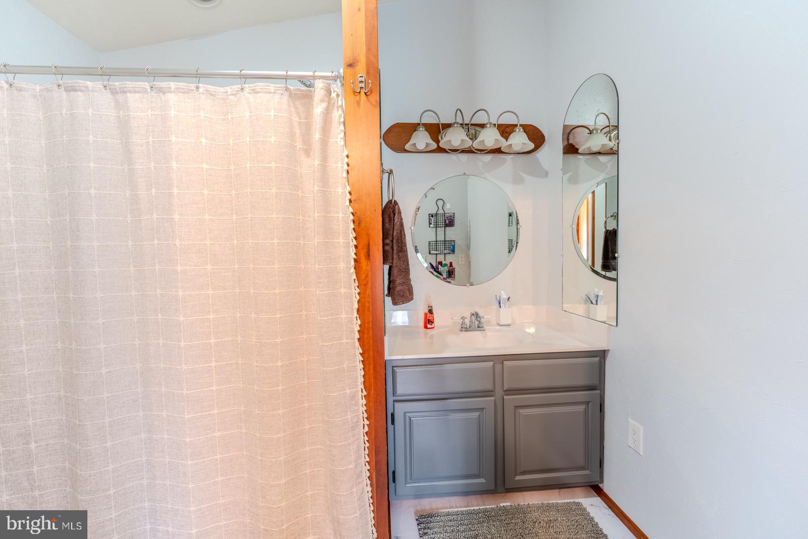 BUFFALO ACRES - Residential