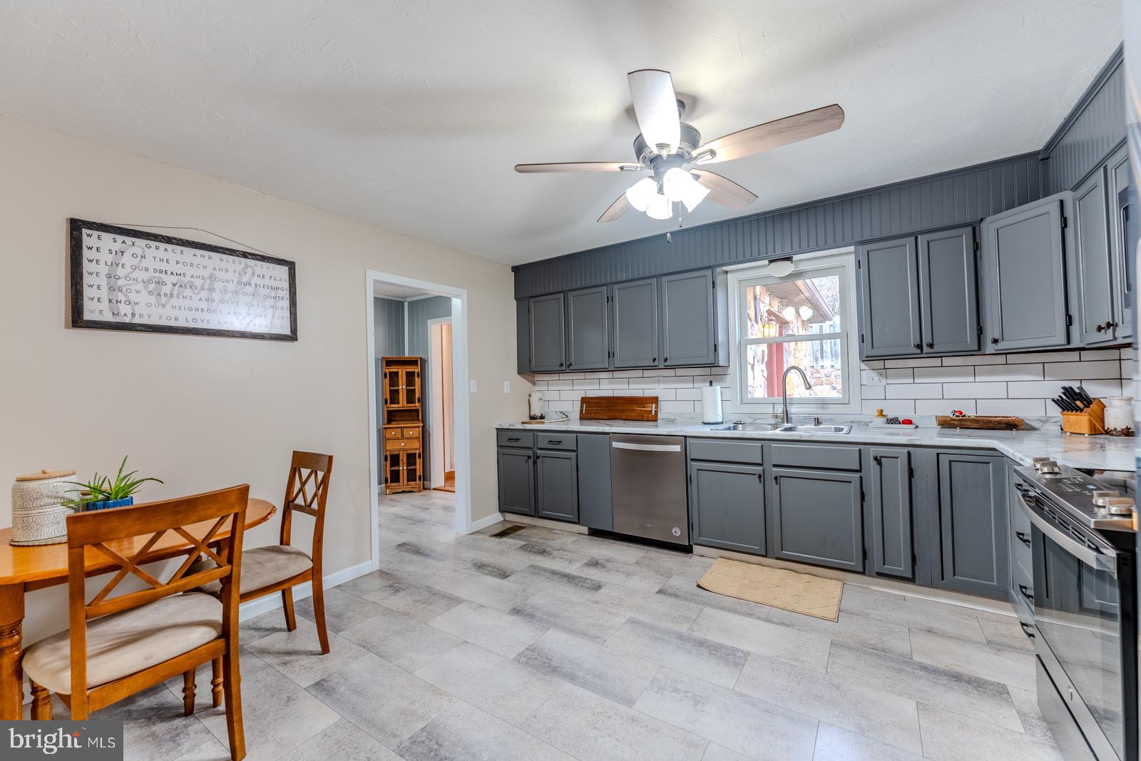 BUFFALO ACRES - Residential