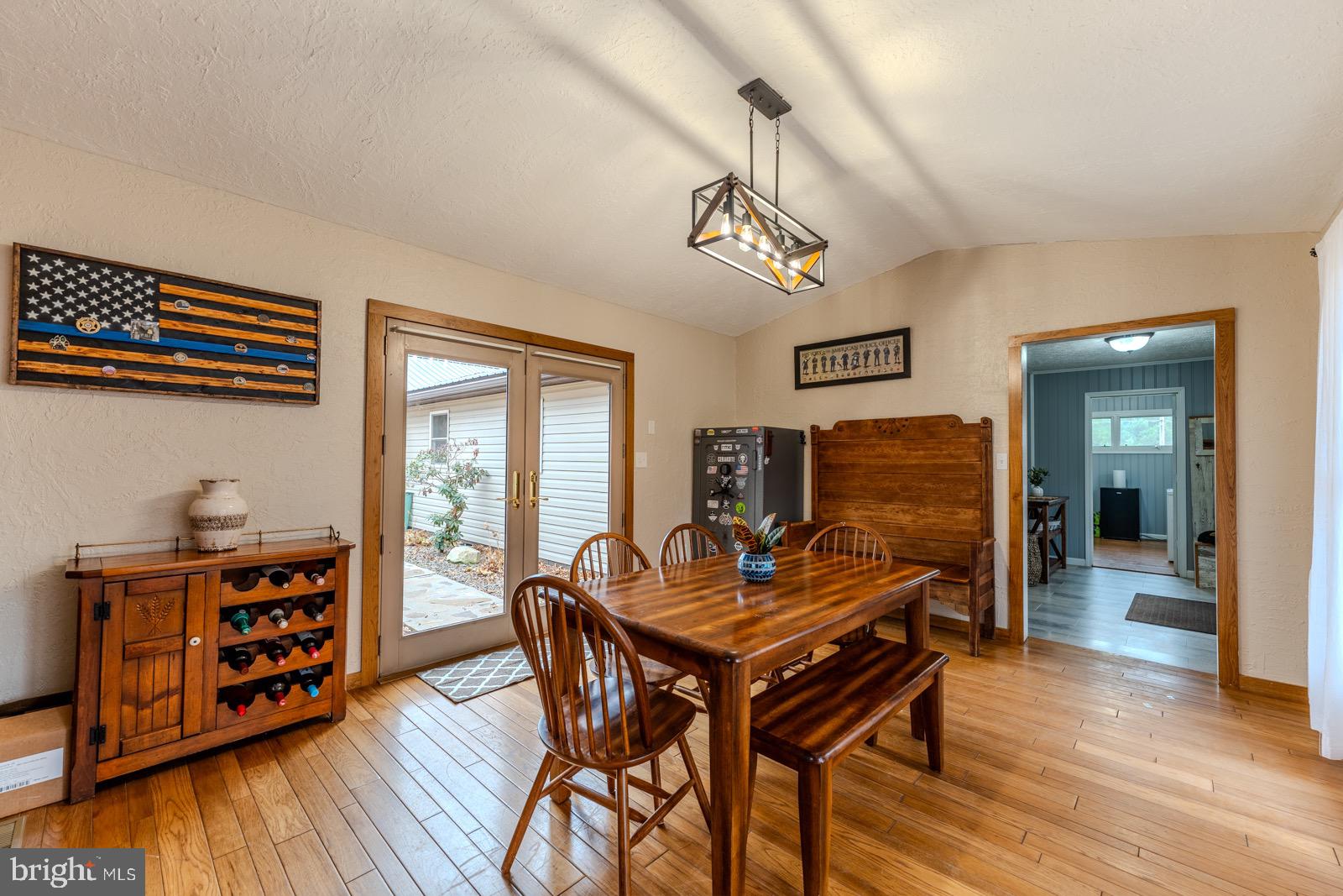 BUFFALO ACRES - Residential