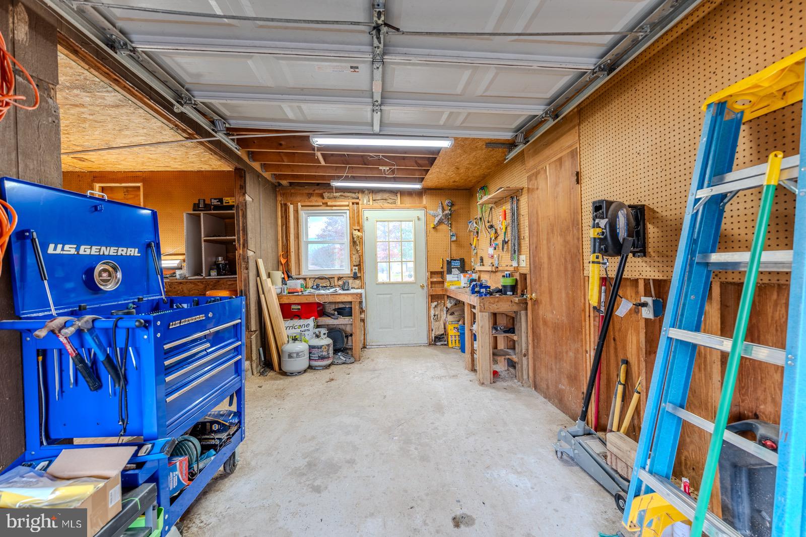 BUFFALO ACRES - Residential