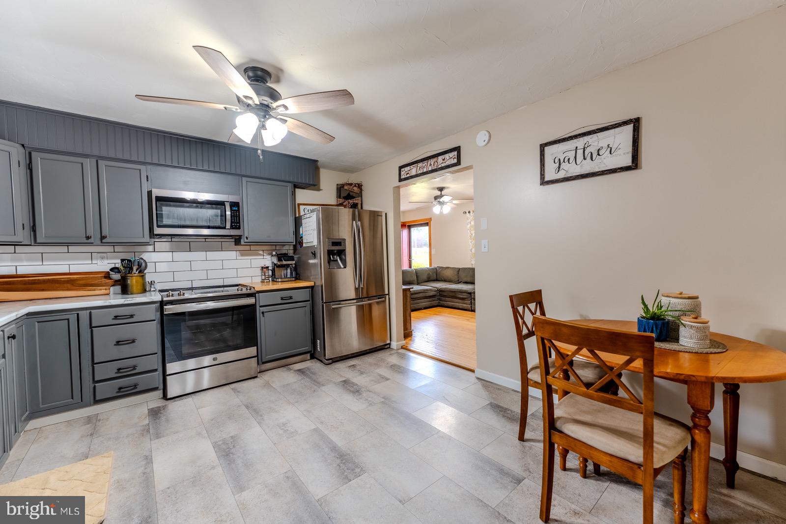 BUFFALO ACRES - Residential