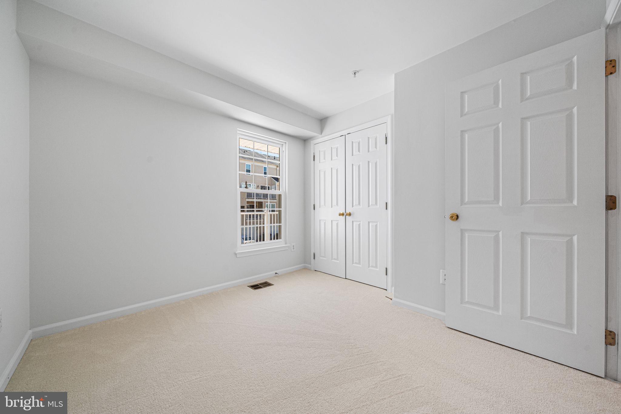 AMBER SPRING - Residential