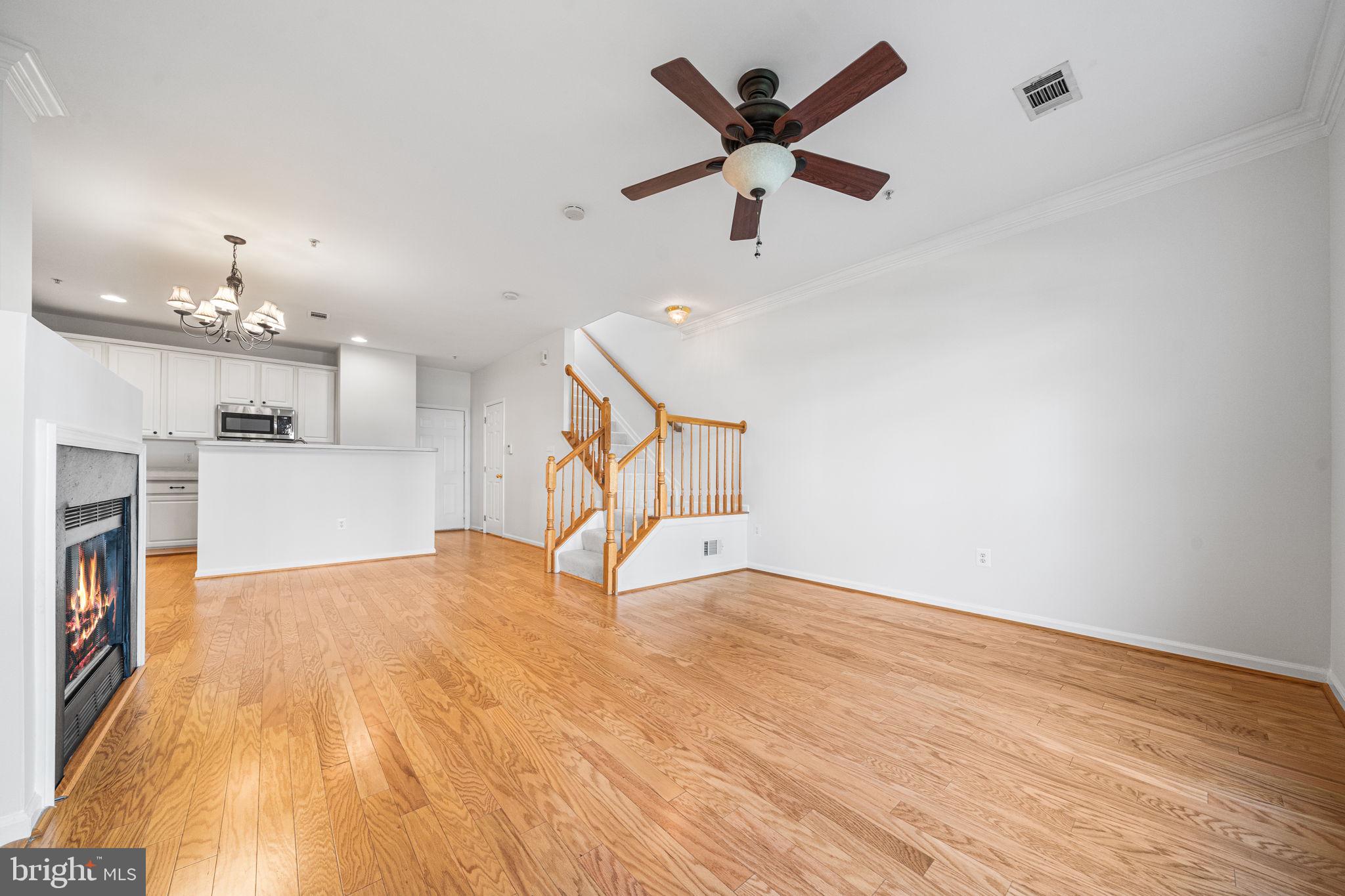 AMBER SPRING - Residential