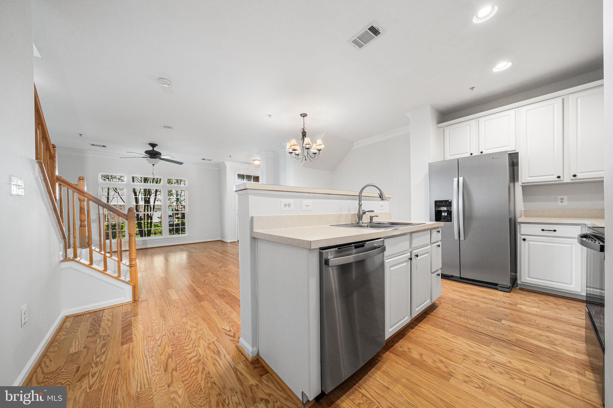 AMBER SPRING - Residential