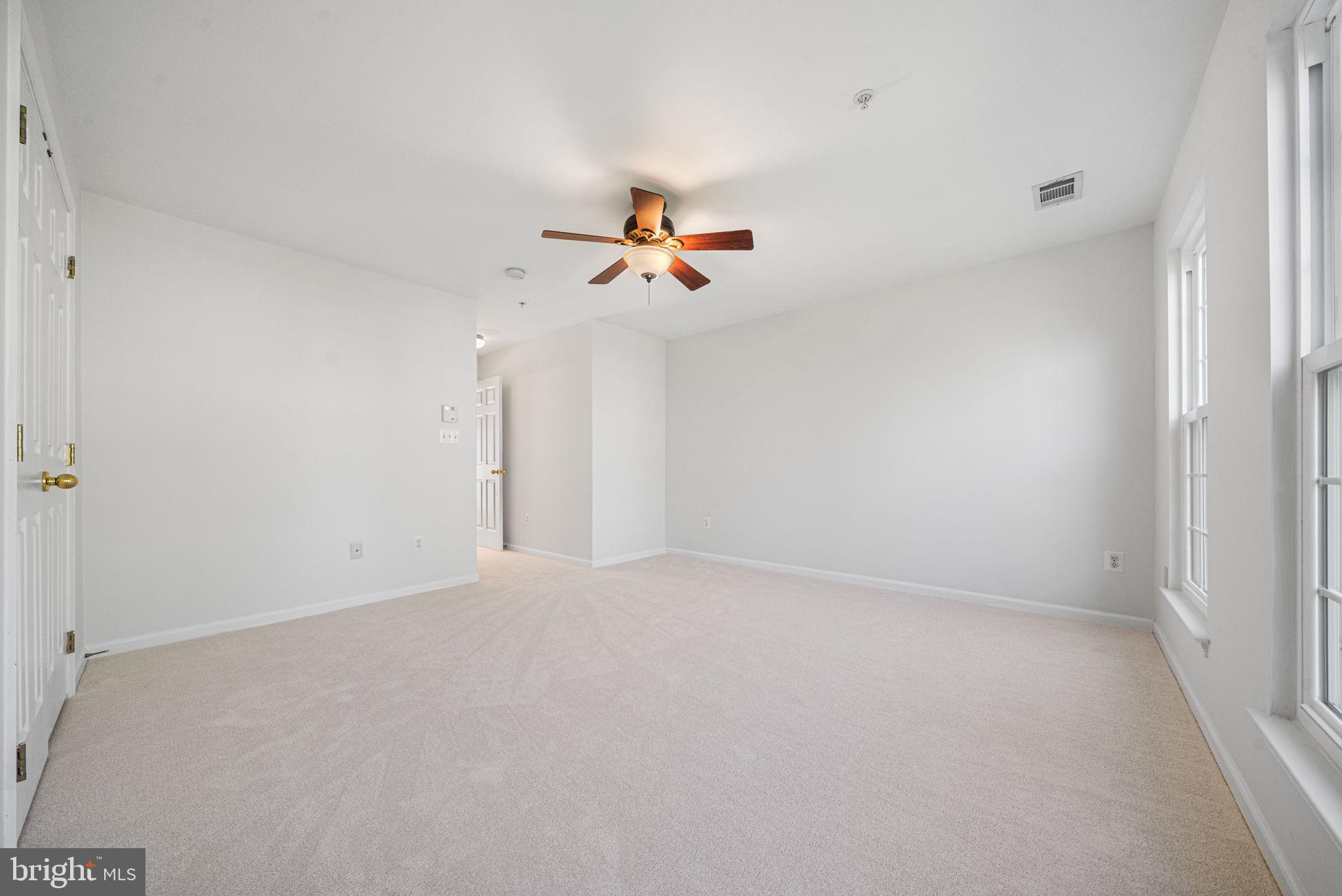 AMBER SPRING - Residential