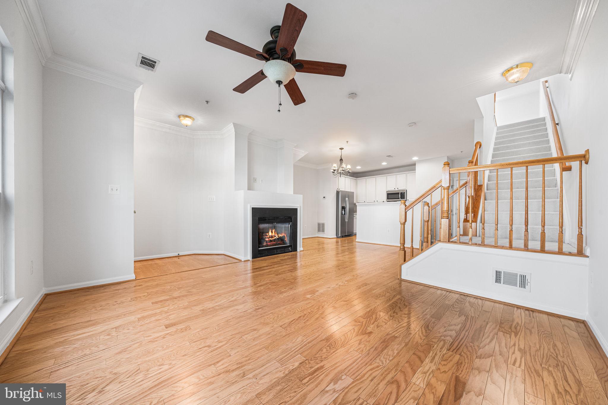 AMBER SPRING - Residential