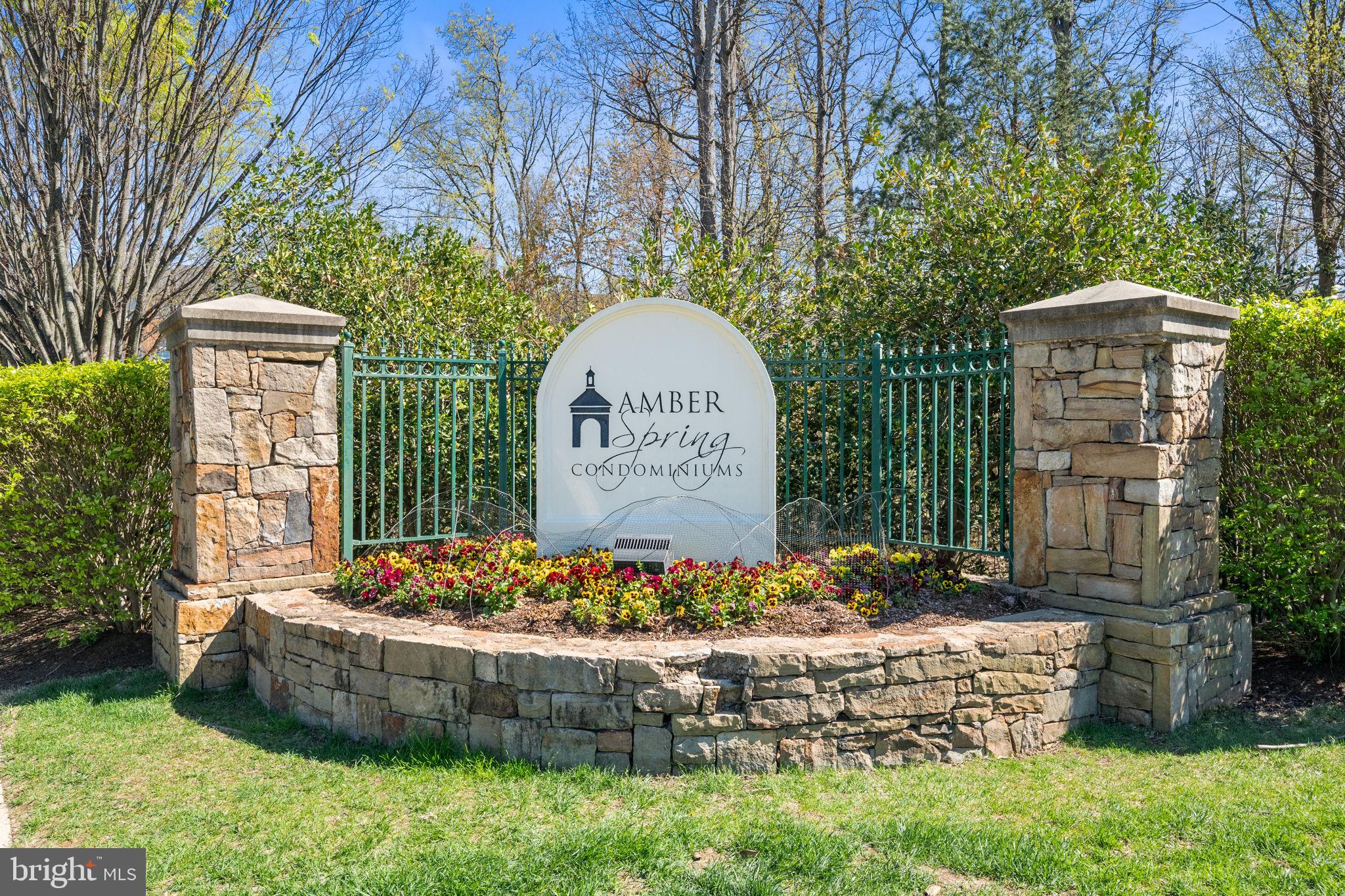 AMBER SPRING - Residential