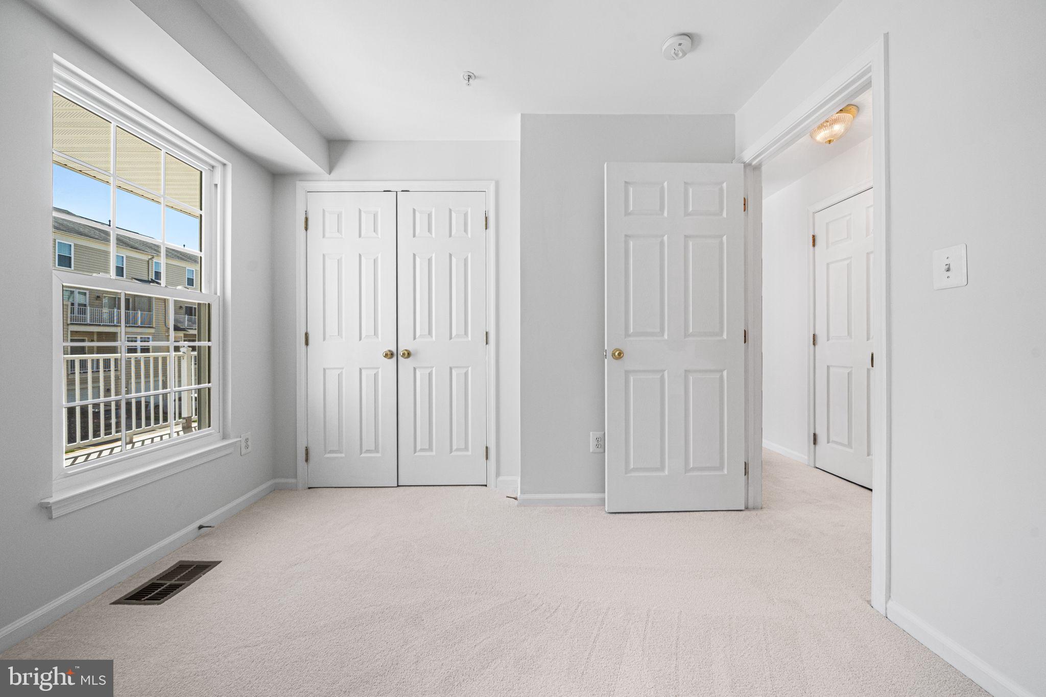 AMBER SPRING - Residential