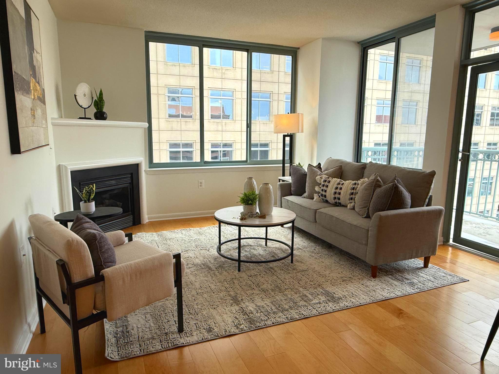 851 N GLEBE ROAD 817