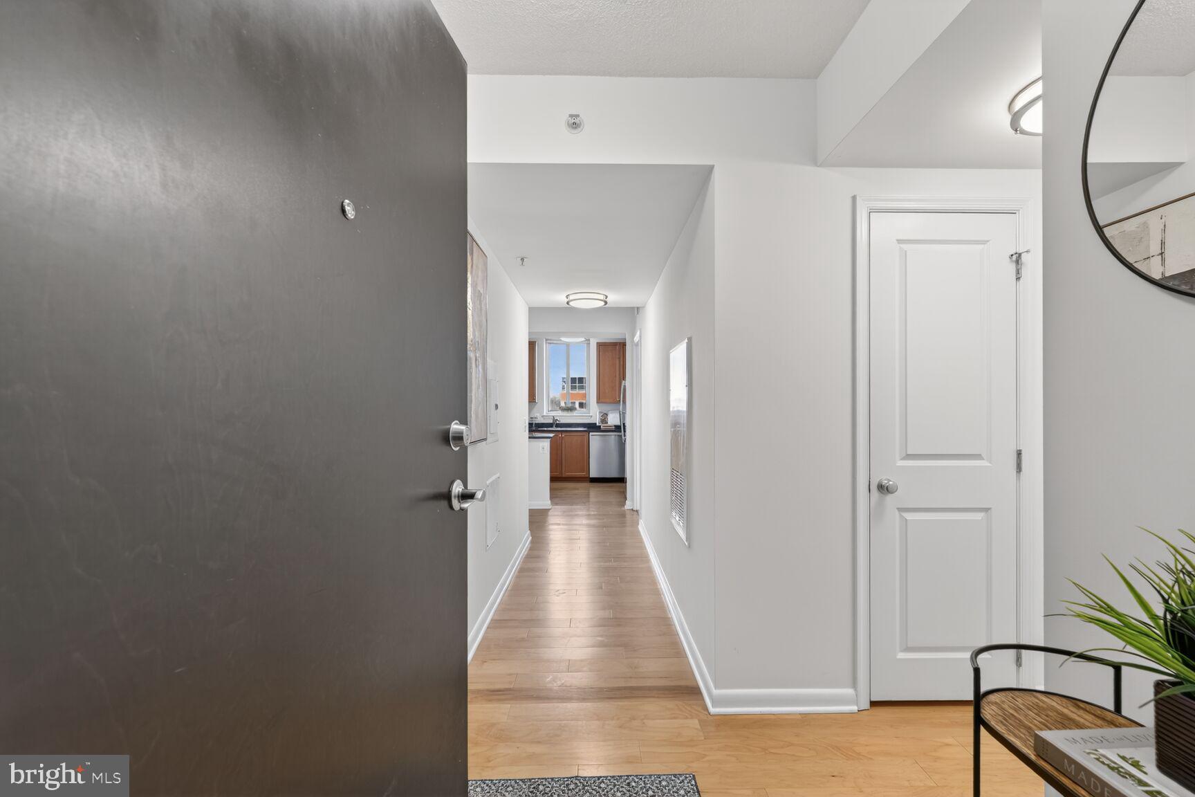 851 N GLEBE ROAD 817