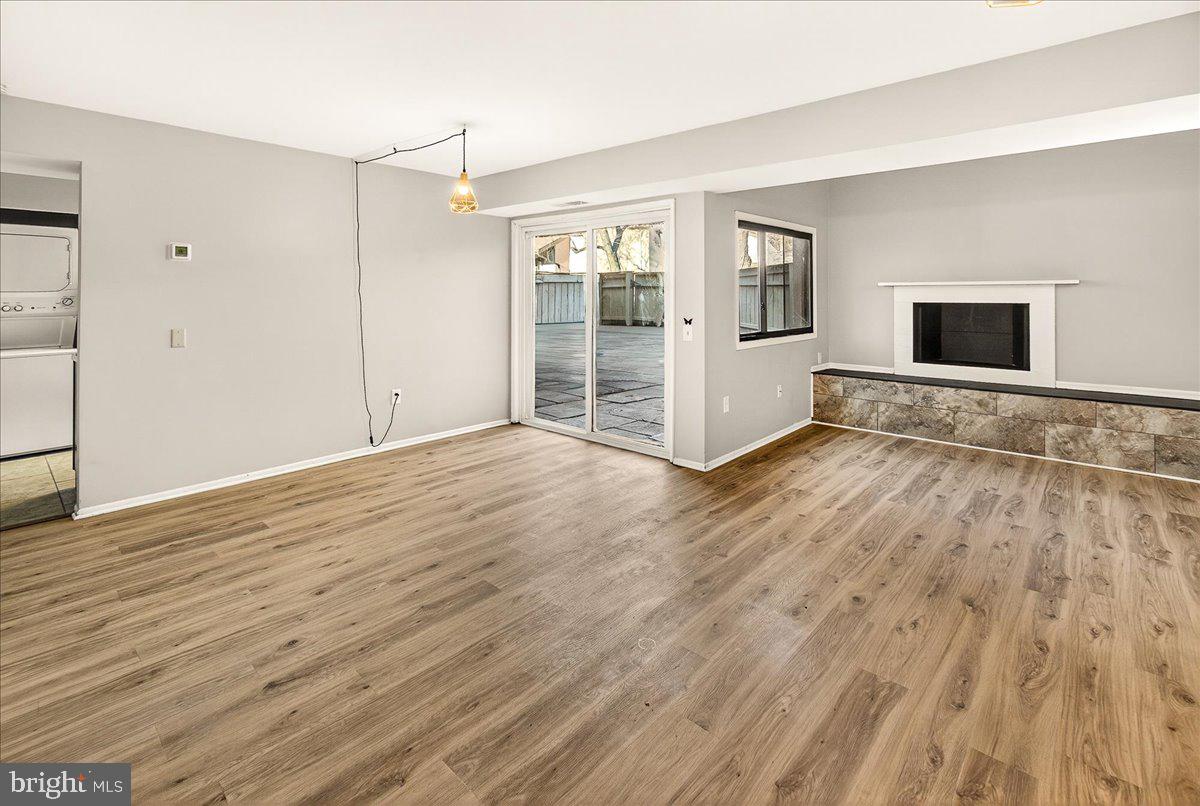 SIERRA VILLAS - Residential