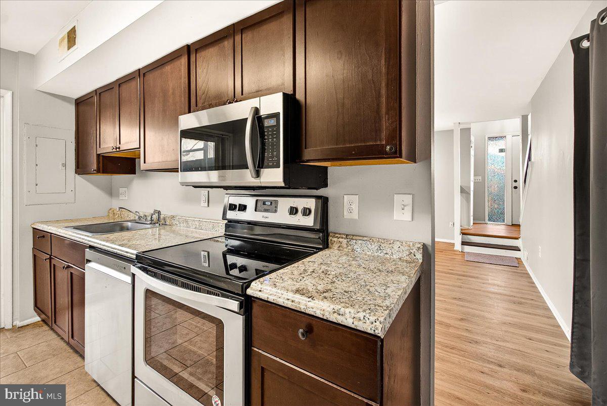 SIERRA VILLAS - Residential