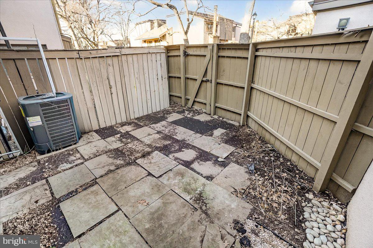 SIERRA VILLAS - Residential