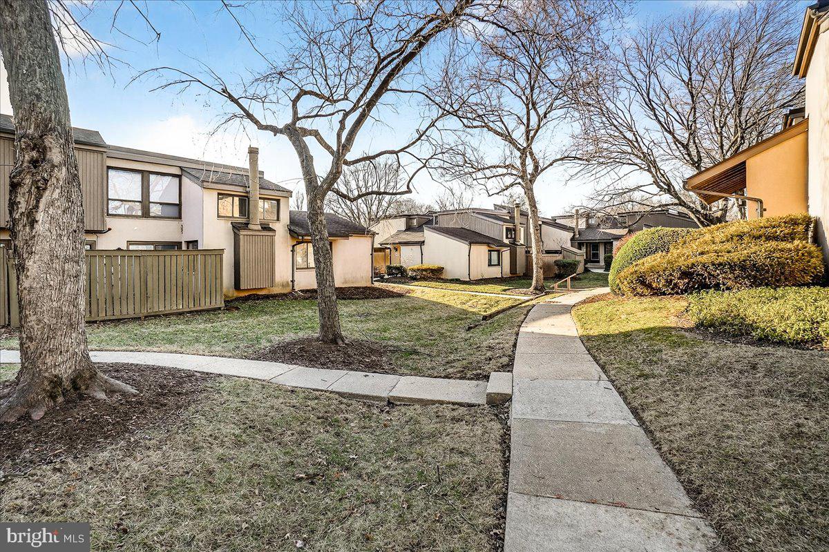 SIERRA VILLAS - Residential