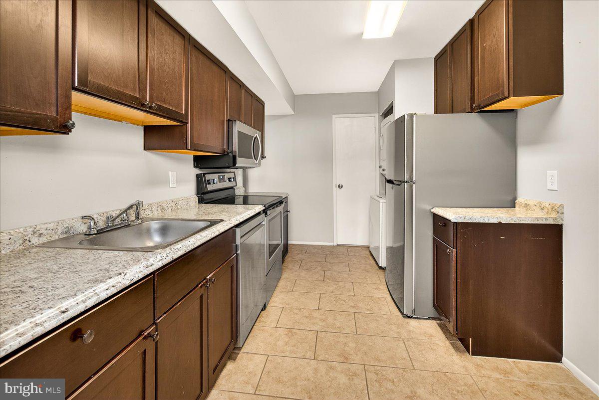 SIERRA VILLAS - Residential