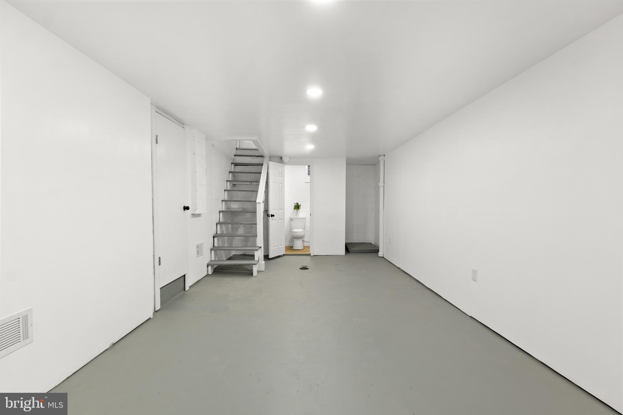 WARD 12 - Residential