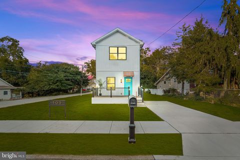 Photo of 103 New Jersey Avenue, NATIONAL PARK, NJ 08063 (MLS # NJGL2064332)