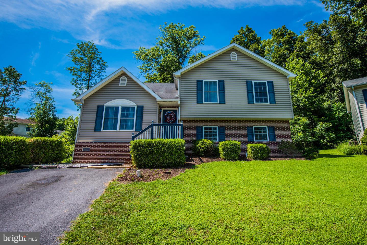 WILDFLOWER RIDGE - Residential