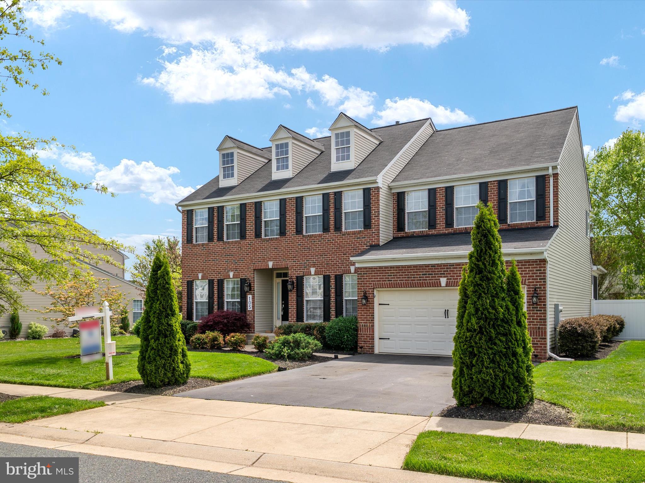 105 FIELDCROFT WAY