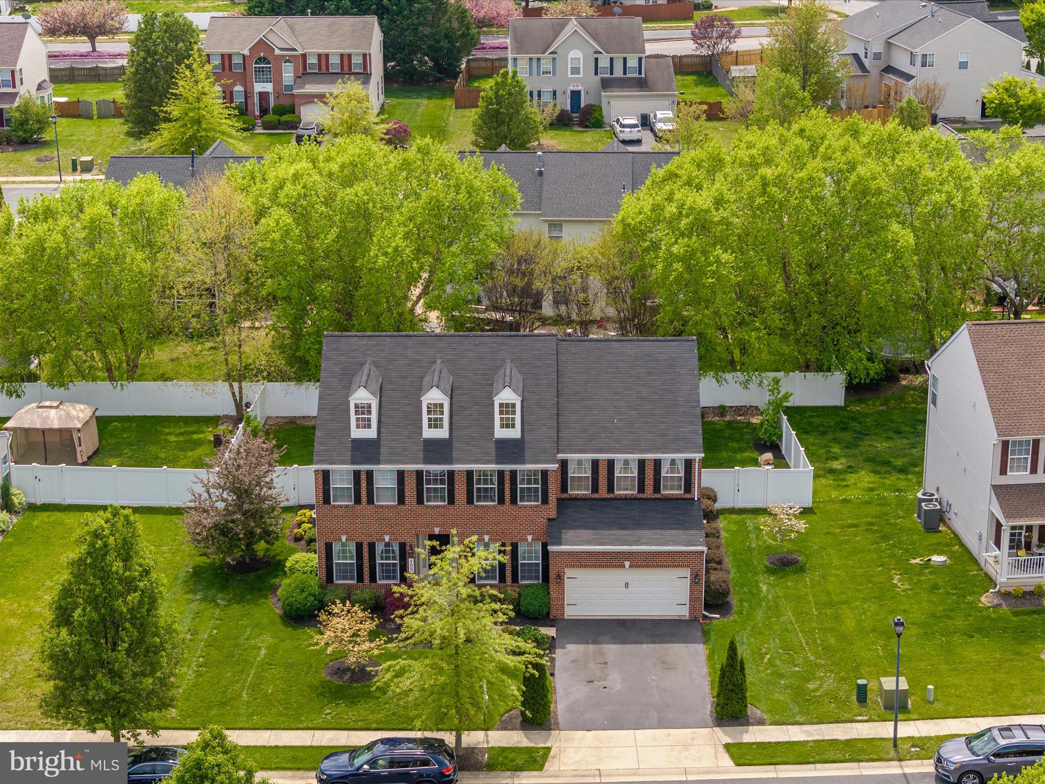 105 FIELDCROFT WAY
