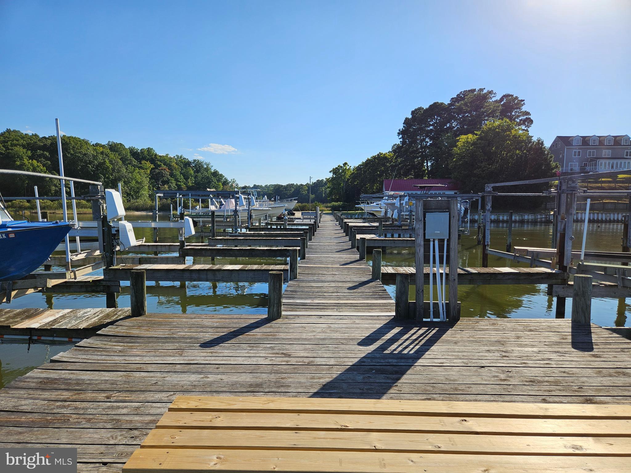 RAPPAHANNOCK RIVER RUN - Land