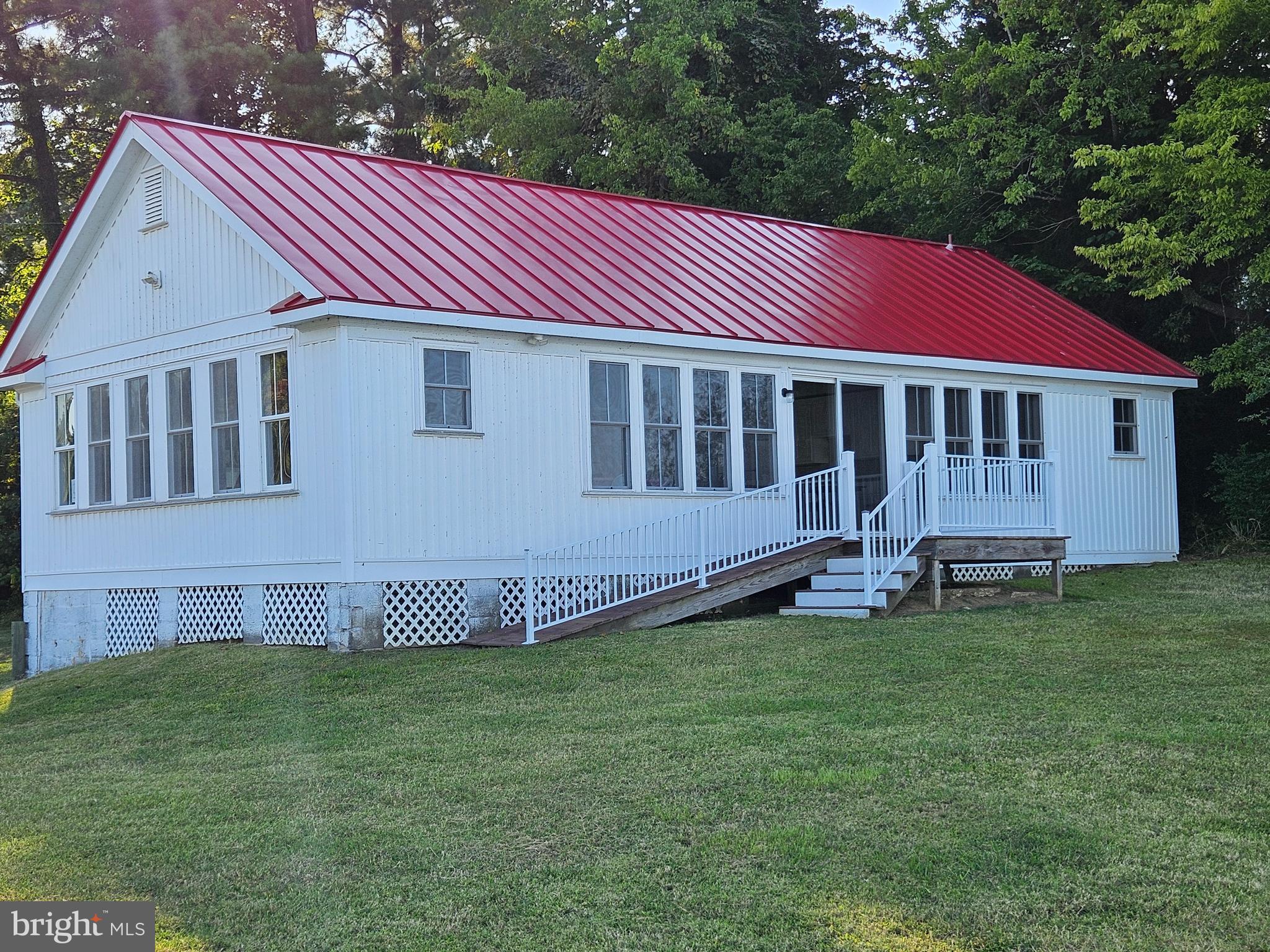 RAPPAHANNOCK RIVER RUN - Land