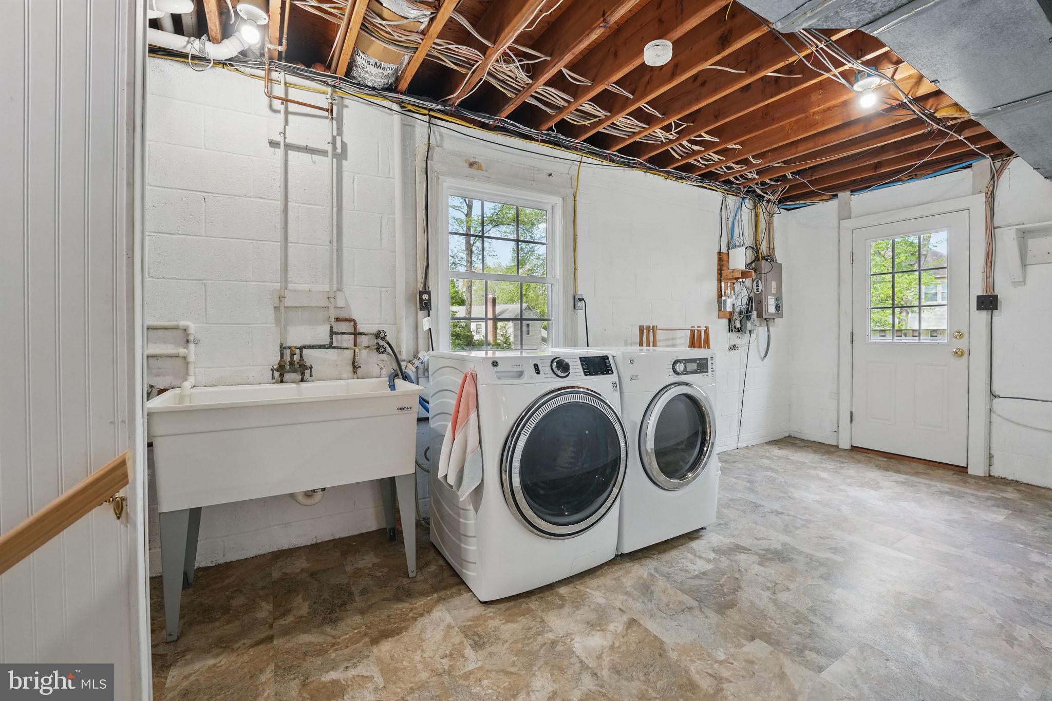 TYSONS VALLEY - Residential