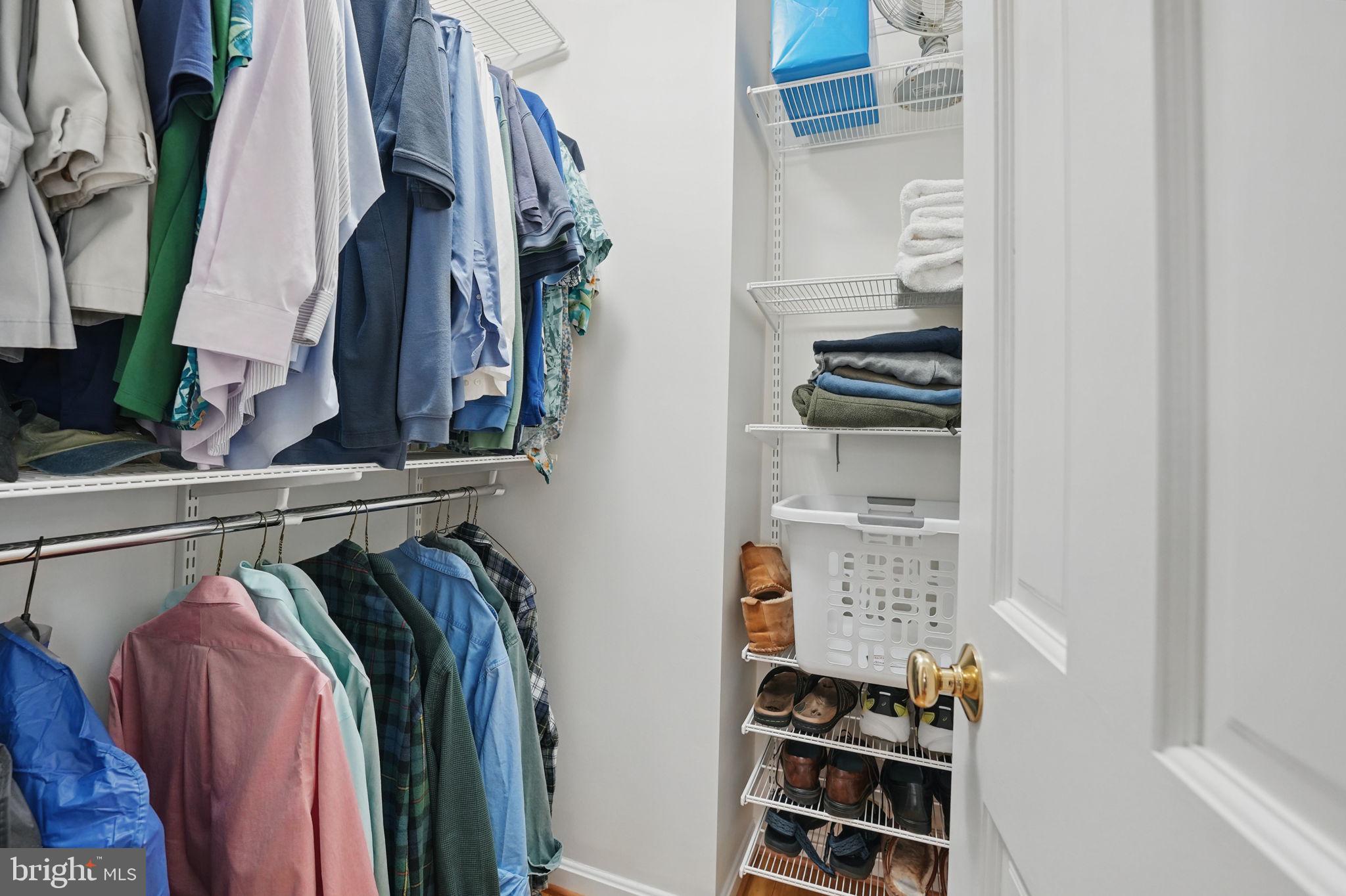 TYSONS VALLEY - Residential