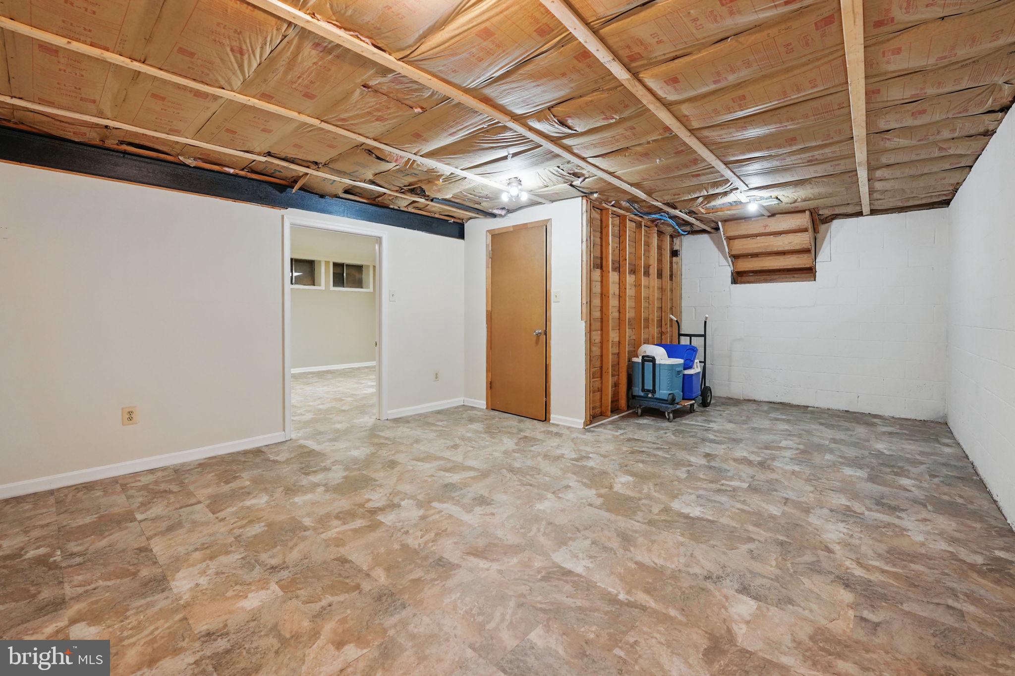 TYSONS VALLEY - Residential