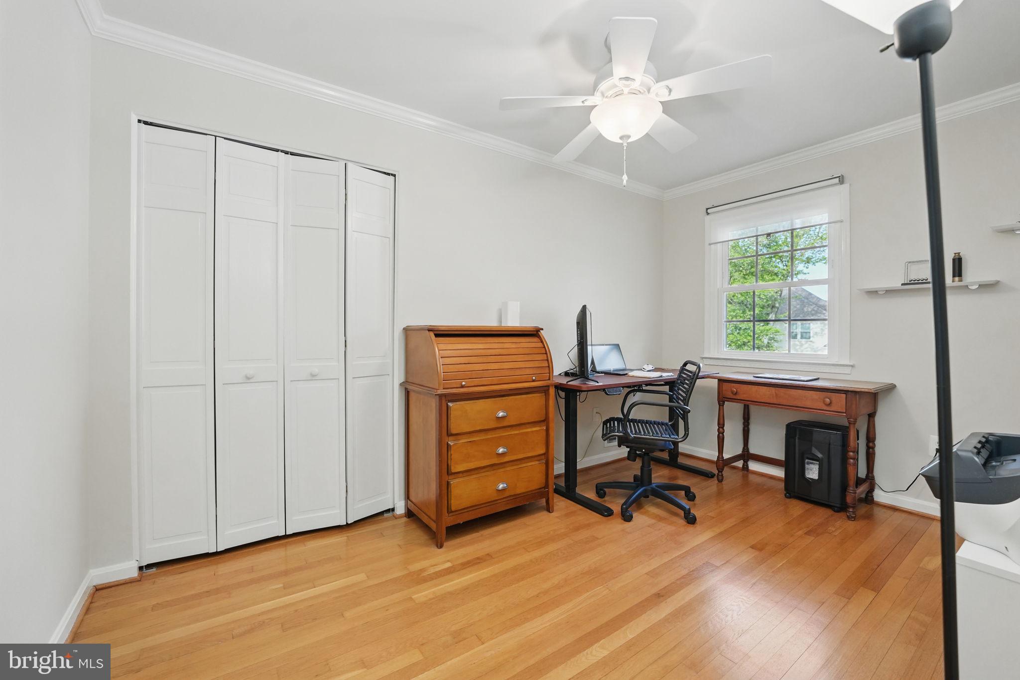 TYSONS VALLEY - Residential