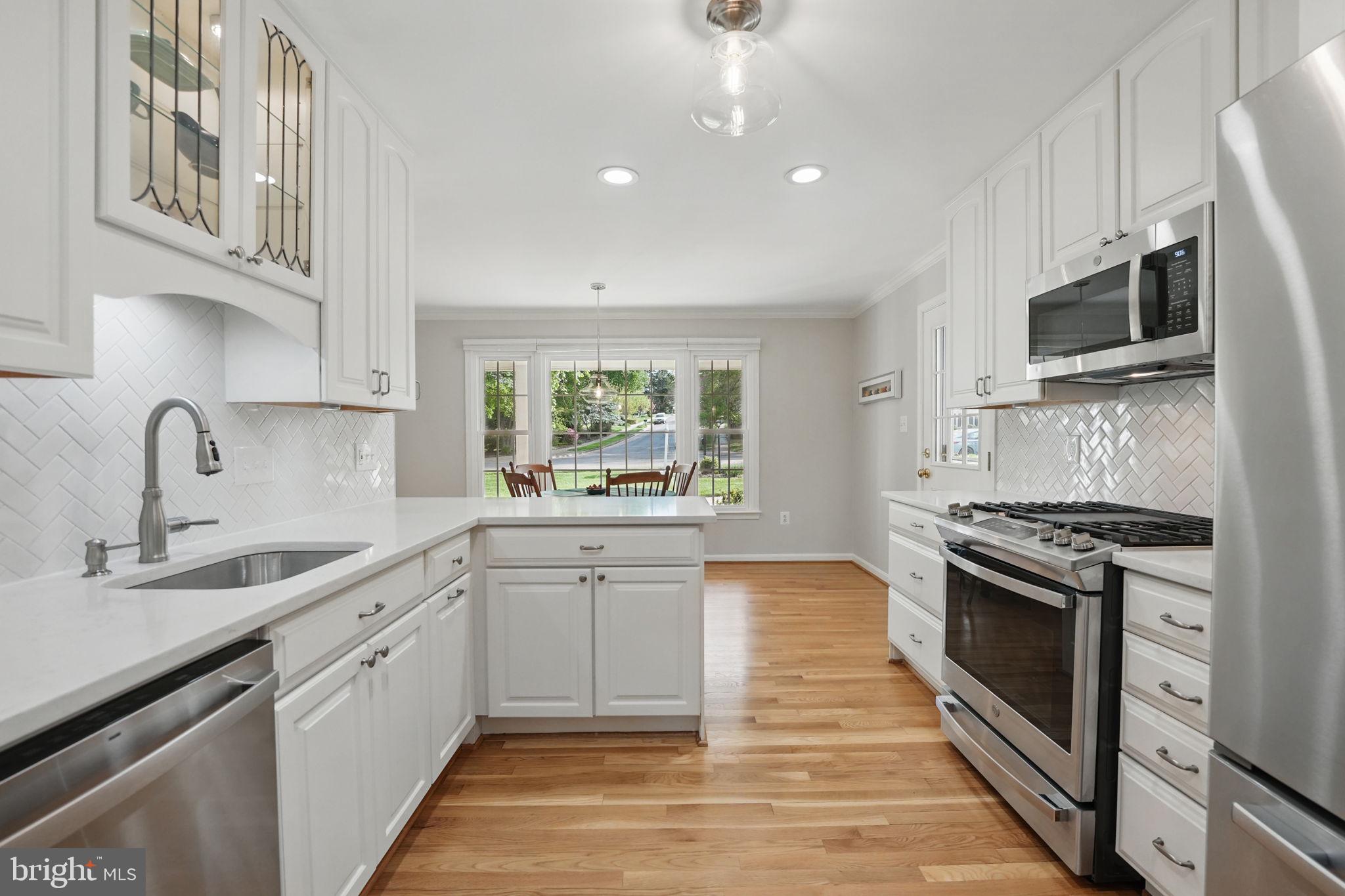 TYSONS VALLEY - Residential