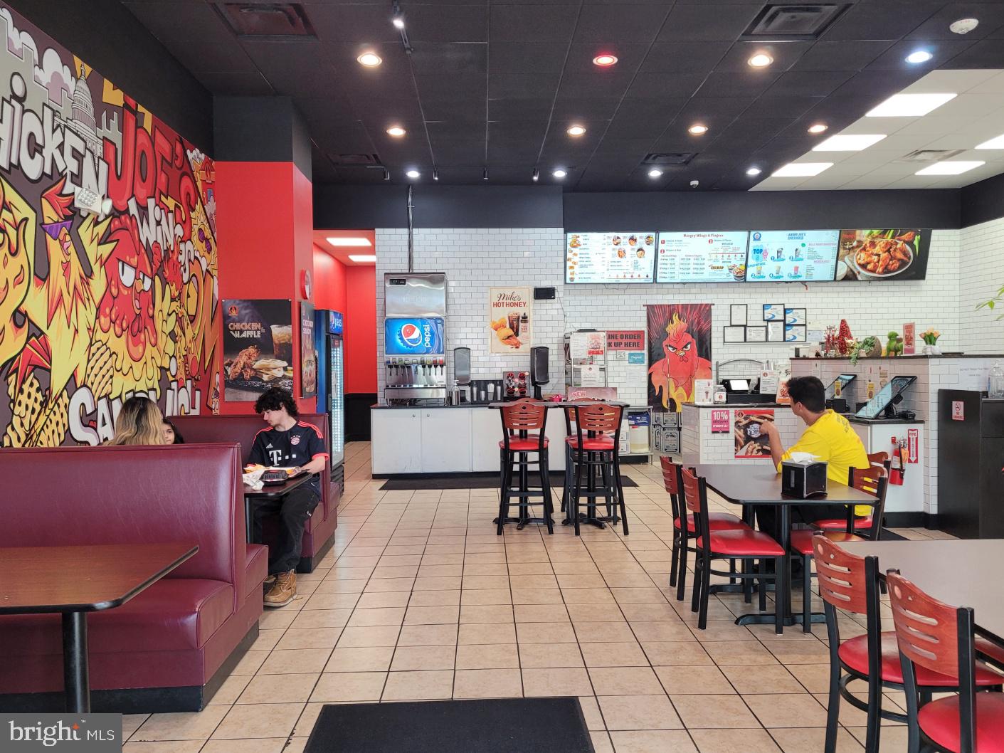 718 ROCKVILLE PIKE